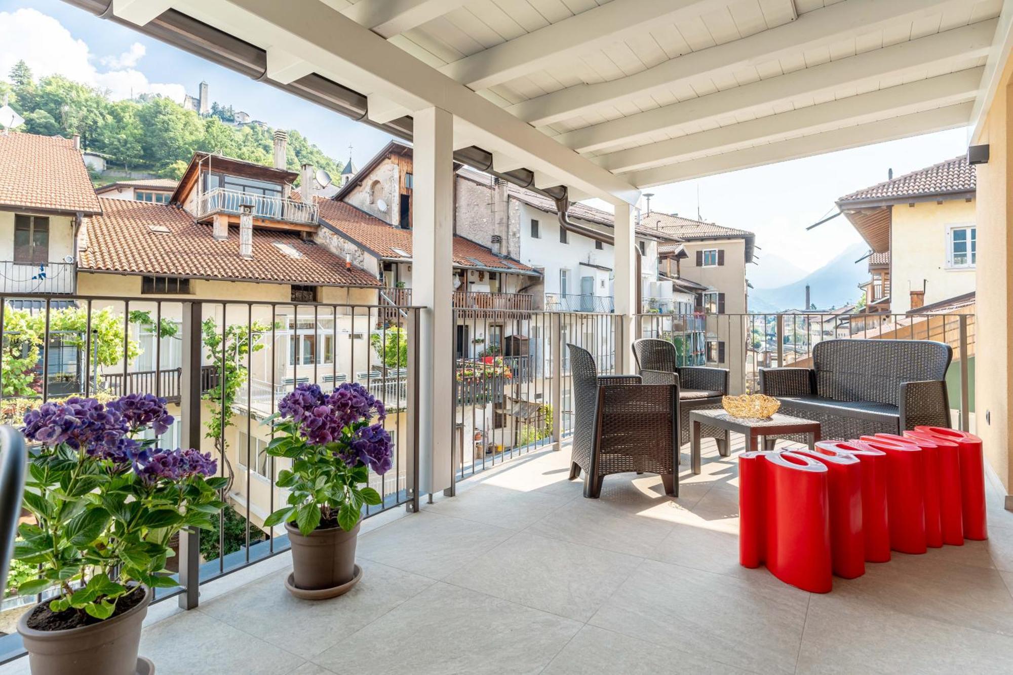 Luxury 2Br W/ River Castle View In Borgo Valsugana Lejlighed Eksteriør billede